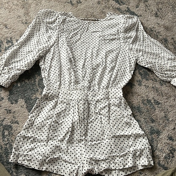 WeWoreWhat Polka Dot Balloon-Sleeve Romper size 2 NWT - Picture 6 of 7